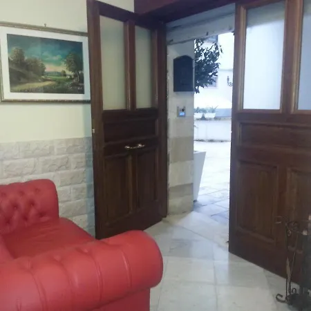 Appartamento Centrale Апартаменты *